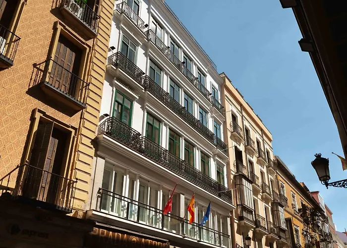 Limehome Madrid Sol